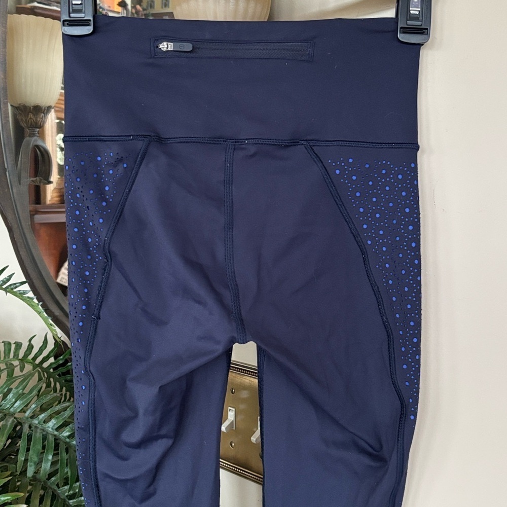 Lululemon Color Me Quick 7/8 Tights 25" Navy Blue Laser Cut High Rise Leggings - Picture 8 of 16